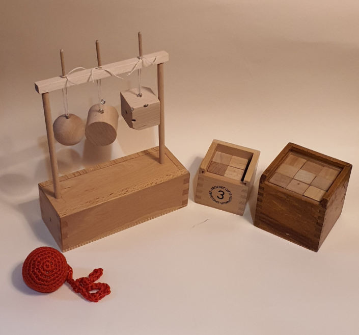 Playing with blocks the square root of tree • FreshEd